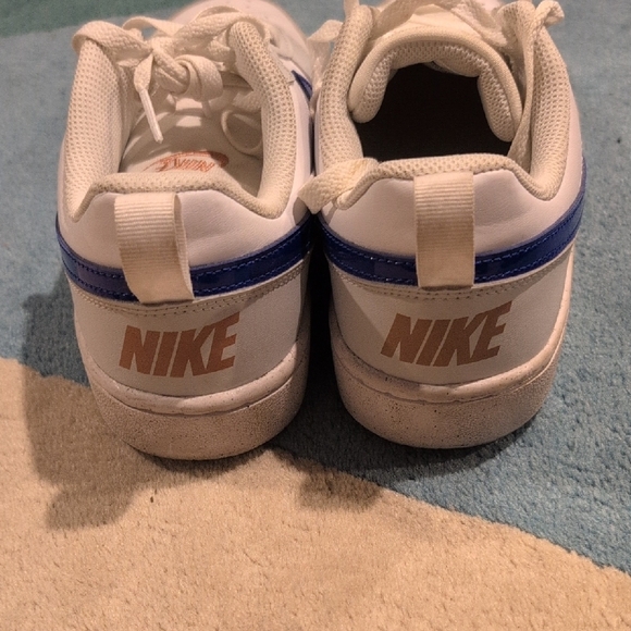 Nike White And Royal Dunks - Picture 3 of 6